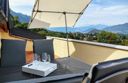 Porto Valtravaglia Apartment | 75 m² Apartment ∙ 2 bedrooms ∙ 4 guests