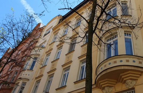 Vinohrady Apartment | 75 m² Apartment ∙ 1 bedroom ∙ 4 guests