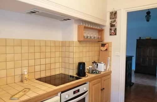 Arles City Centre Apartment | 75 m² Apartment ∙ 2 bedrooms ∙ 4 guests