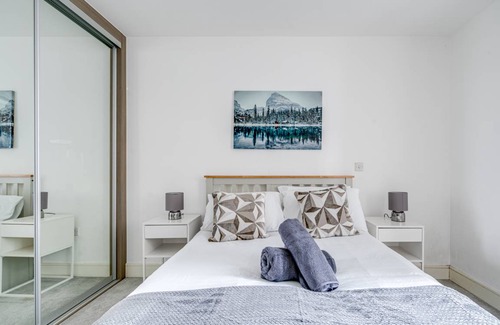 St. Mary's Park Apartment | 75 m² Apartment ∙ 2 bedrooms ∙ 4 guests