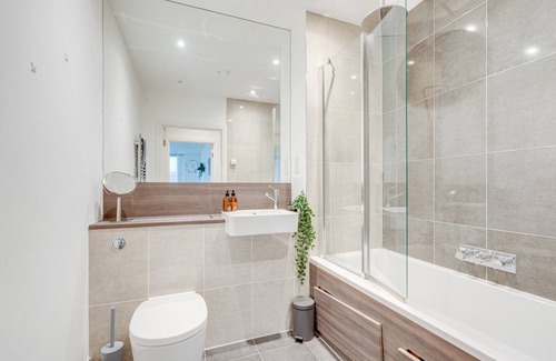 St. Mary's Park Apartment | 75 m² Apartment ∙ 2 bedrooms ∙ 4 guests