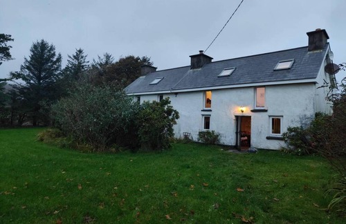 Ardnatrush Cottage | 75 m² Cabin ∙ 3 bedrooms ∙ 6 guests