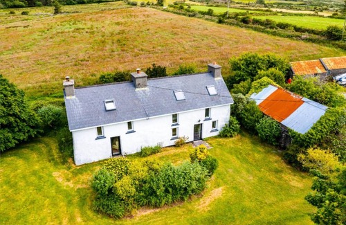 Ardnatrush Cottage | 75 m² Cabin ∙ 3 bedrooms ∙ 6 guests