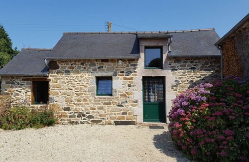 Morieux House | 75 m² Gîte ∙ 2 bedrooms ∙ 4 guests