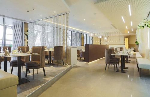 Hydra Hotel | 75 m² Hotel ∙ 127 guests