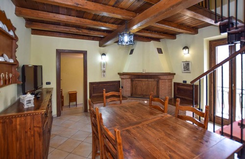 Subiaco House | 75 m² House ∙ 2 bedrooms ∙ 4 guests
