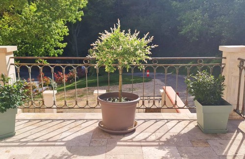 Saint-Benoit House | 75 m² House ∙ 2 bedrooms ∙ 4 guests