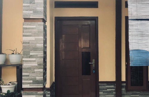 Pangandaran House | 75 m² House ∙ 3 bedrooms ∙ 15 guests