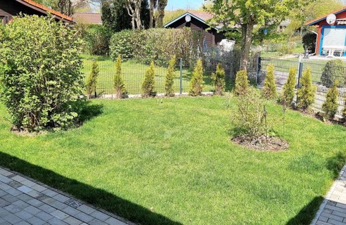 Damp House | 75 m² House ∙ 2 bedrooms ∙ 4 guests