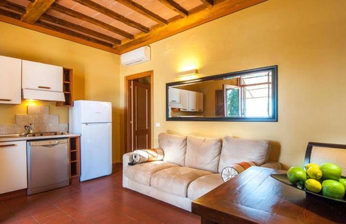 Grosseto Apartment | 75 m² Serviced apartment ∙ 3 bedrooms ∙ 6 guests