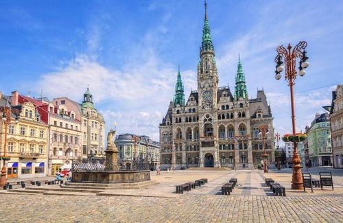 Liberec Apartment | 75 m² Serviced apartment ∙ 7 guests