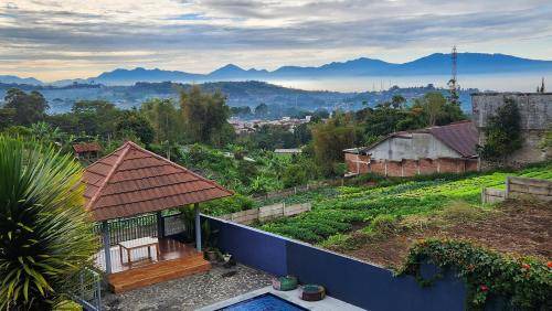 Parongpong Villa | 750 m² Villa ∙ 4 bedrooms ∙ 12 guests