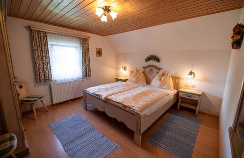 Michaelerberg Apartment | 76 m² Apartment ∙ 2 bedrooms ∙ 5 guests