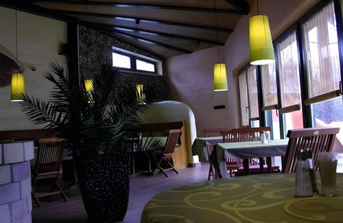 Liberec Apartment | 76 m² Apartment ∙ 2 bedrooms ∙ 6 guests