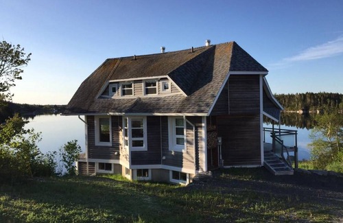 Halifax County Apartment | 77 m² Apartment ∙ 2 bedrooms ∙ 7 guests