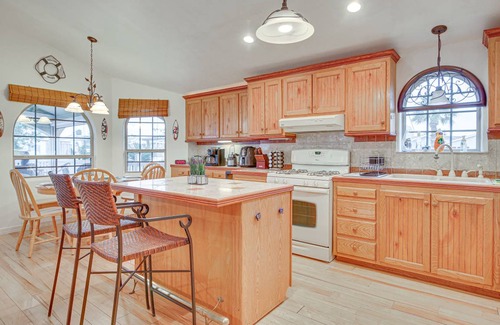 Port Isabel Cottage | 77 m² Cabin ∙ 2 bedrooms ∙ 6 guests