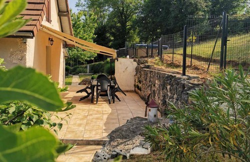 Bregnier-Cordon House | 77 m² Gîte ∙ 3 bedrooms ∙ 6 guests