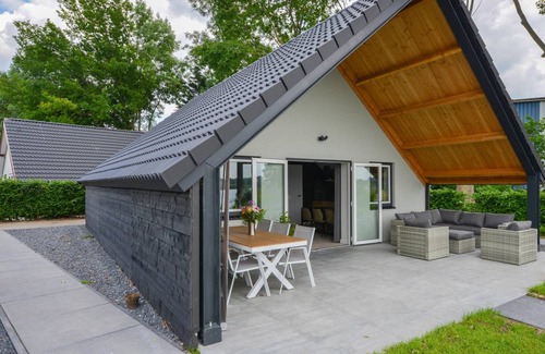 Kerkdriel House | 77 m² House ∙ 3 bedrooms ∙ 6 guests