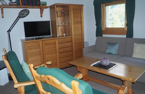 La Punt-Chamues-ch Apartment | 78 m² Apartment ∙ 2 bedrooms ∙ 4 guests