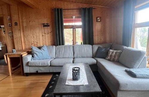 Lyngen House | 78 m² House ∙ 3 bedrooms ∙ 6 guests