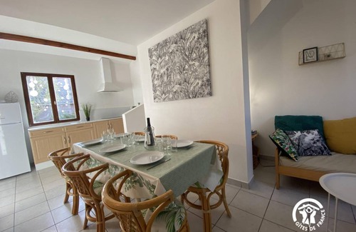 Cases-de-Pene House | 79 m² Gîte ∙ 3 bedrooms ∙ 6 guests