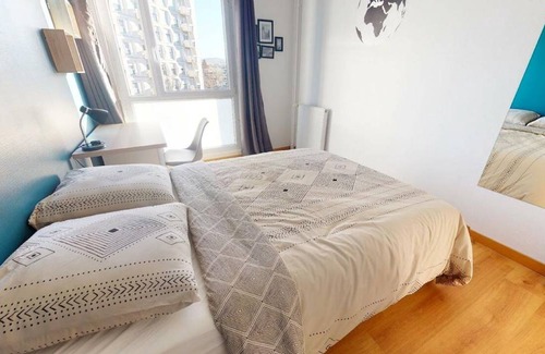 Clermont-Ferrand Resort | 79 m² Private room ∙ 1 bedroom ∙ 1 guest