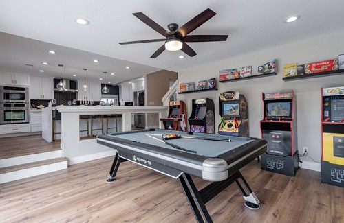 Scottsdale Ranch House | 7BR/4BATH Getaway SC w/Arcade Room, HEATED Pool, Billiards, Hot Tub & Mini Golf