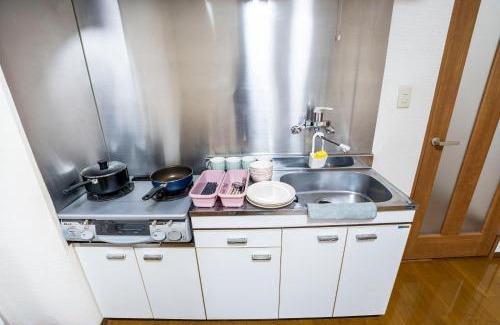 Takanawa Apartment | 7th floor 702 with elevator, Minato area, 40 square meters, near Tokyo Tower, direct train to Haneda Airport, Narita Airport