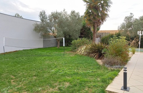Puilboreau House | 8-bed house with pool 10 min from La Rochelle town center