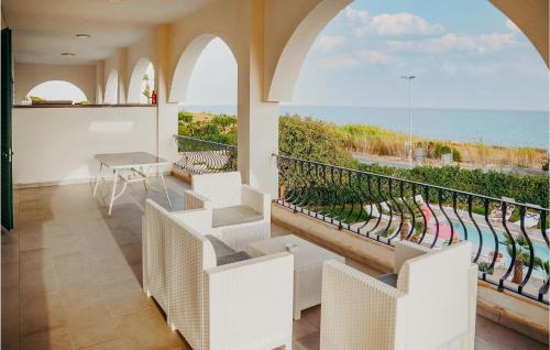 Cava dʼAliga House | 8 Bedroom Gorgeous Home In Cava D'aliga