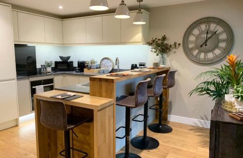 Malvern Apartment | #8 Brunel House Luxury Apartment in Great Malvern