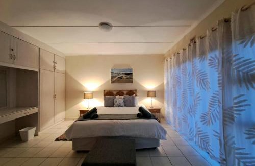 Palm Beach Apartment | 8 Eden Palms, Palm Beach