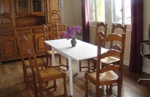 Saint-Martin-de-Fontenay House | 8 km from Caen, quiet house with large garden in the village, beaches at 20 km
