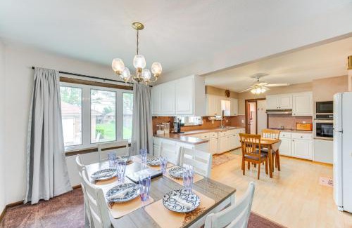 Brooklyn House | 8 Mi to Cleveland Family Home with Fenced Backyard!