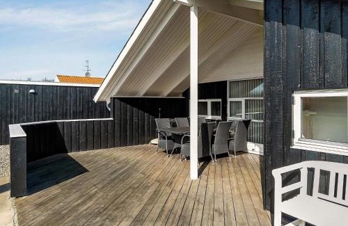 Skovmose House | 8 person holiday home in Sydals