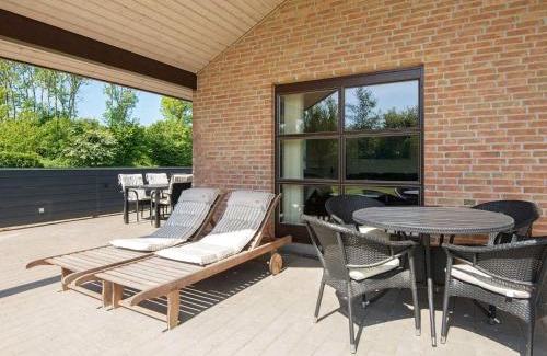 Skovmose House | 8 person holiday home in Sydals-By Traum