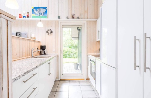 Jegum House | 8 person holiday home in Oksbøl
