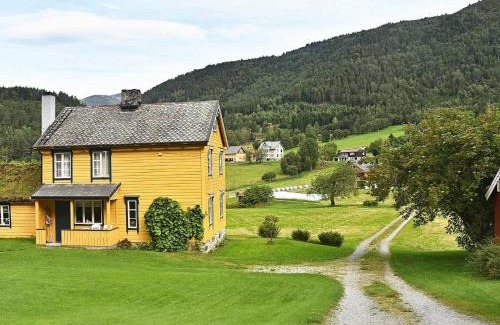 Møre og Romsdal House | 8 person holiday home in Liabygda-By Traum