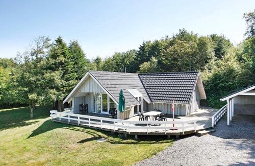 Lihme House | 8 person holiday home in Spøttrup-By Traum