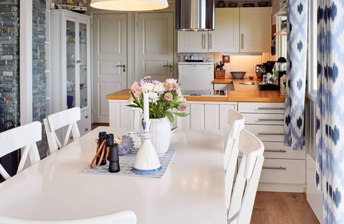 Hurum House | 8 person holiday home in Filtvet