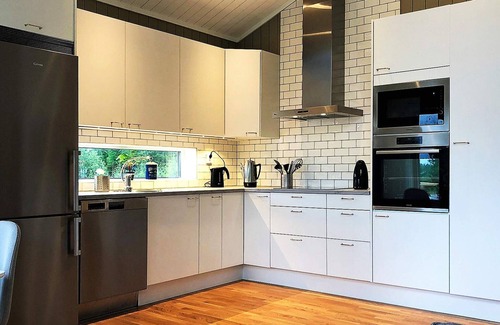Tollsjo House | 8 person holiday home in TÖLLSJÖ