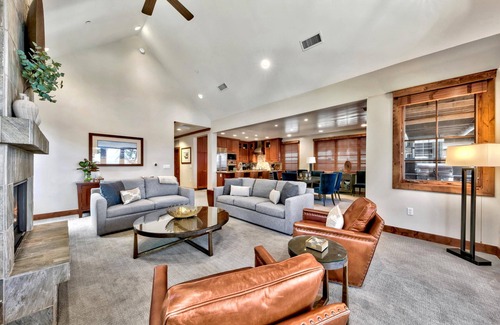 Sierra Shores House | 8 Sierra Shores - Stunning Lakefront 4BR/4BA