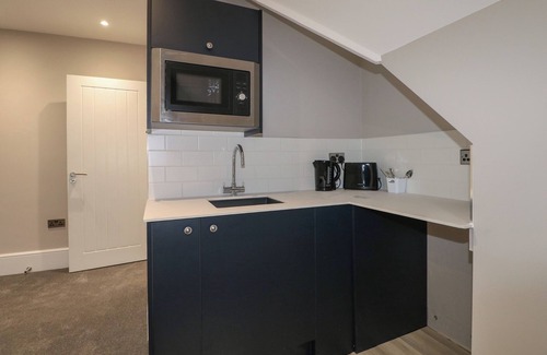 Seaford Cottage | 8 THE CUCKMERE, pet friendly, country holiday cottage in Seaford