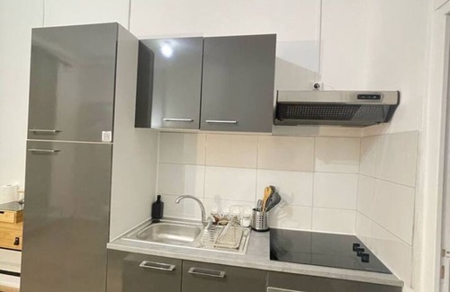 Reims Apartment | 8-Very nice apartment in Reims for 4 travellers