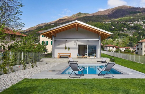 Dongo Other | 80 m² Accommodation ∙ 2 bedrooms ∙ 5 guests