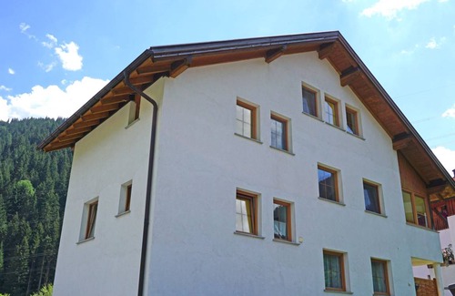 Pettneu am Arlberg Apartment | 80 m² Apartment ∙ 2 bedrooms ∙ 5 guests