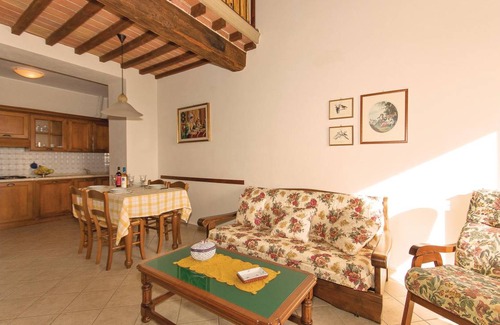 Pomarance Apartment | 80 m² Apartment ∙ 1 bedroom ∙ 6 guests