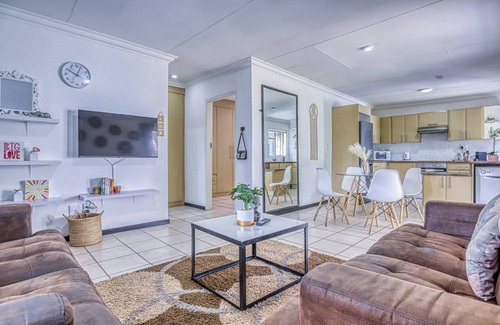 The Reeds Apartment | 80 m² Apartment ∙ 1 bedroom ∙ 2 guests
