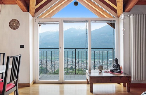 Sondrio Apartment | 80 m² Apartment ∙ 2 bedrooms ∙ 6 guests