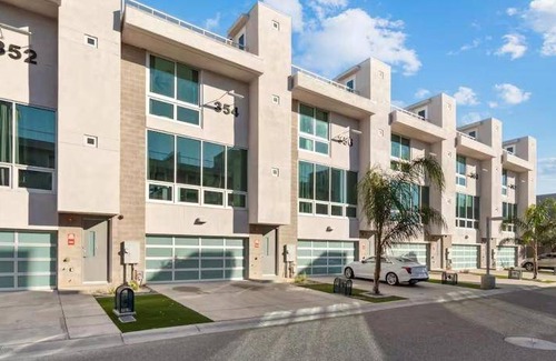 Riverside Apartment | 80 m² Apartment ∙ 2 bedrooms ∙ 4 guests